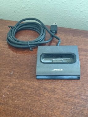 Bose I Pod Classic Black Docking Cradle with USB Cable